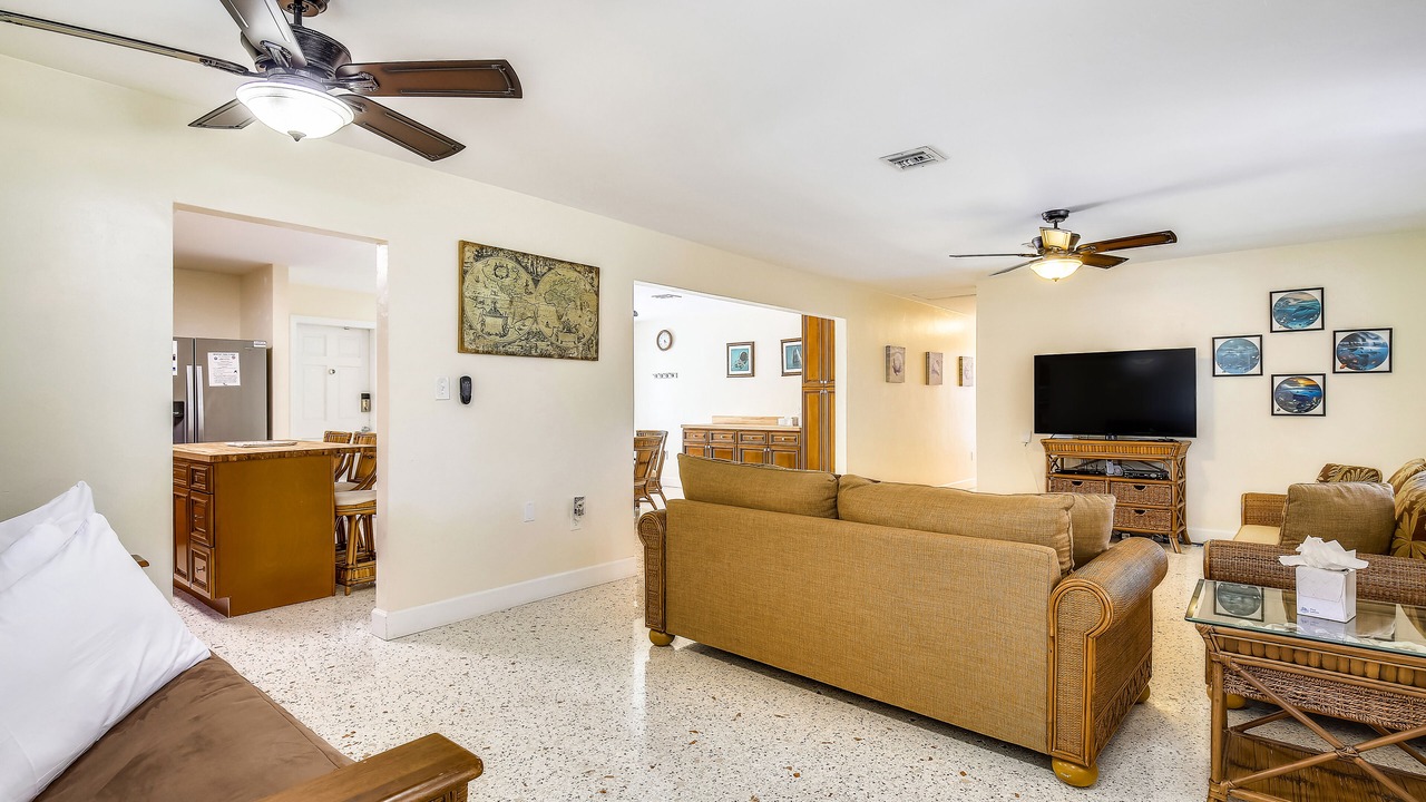 Photo of Livingroom in Midtown