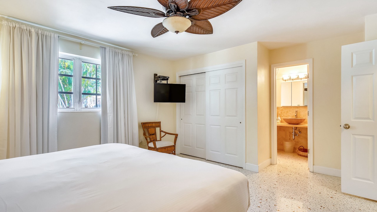 Photo of Bedroom in Midtown