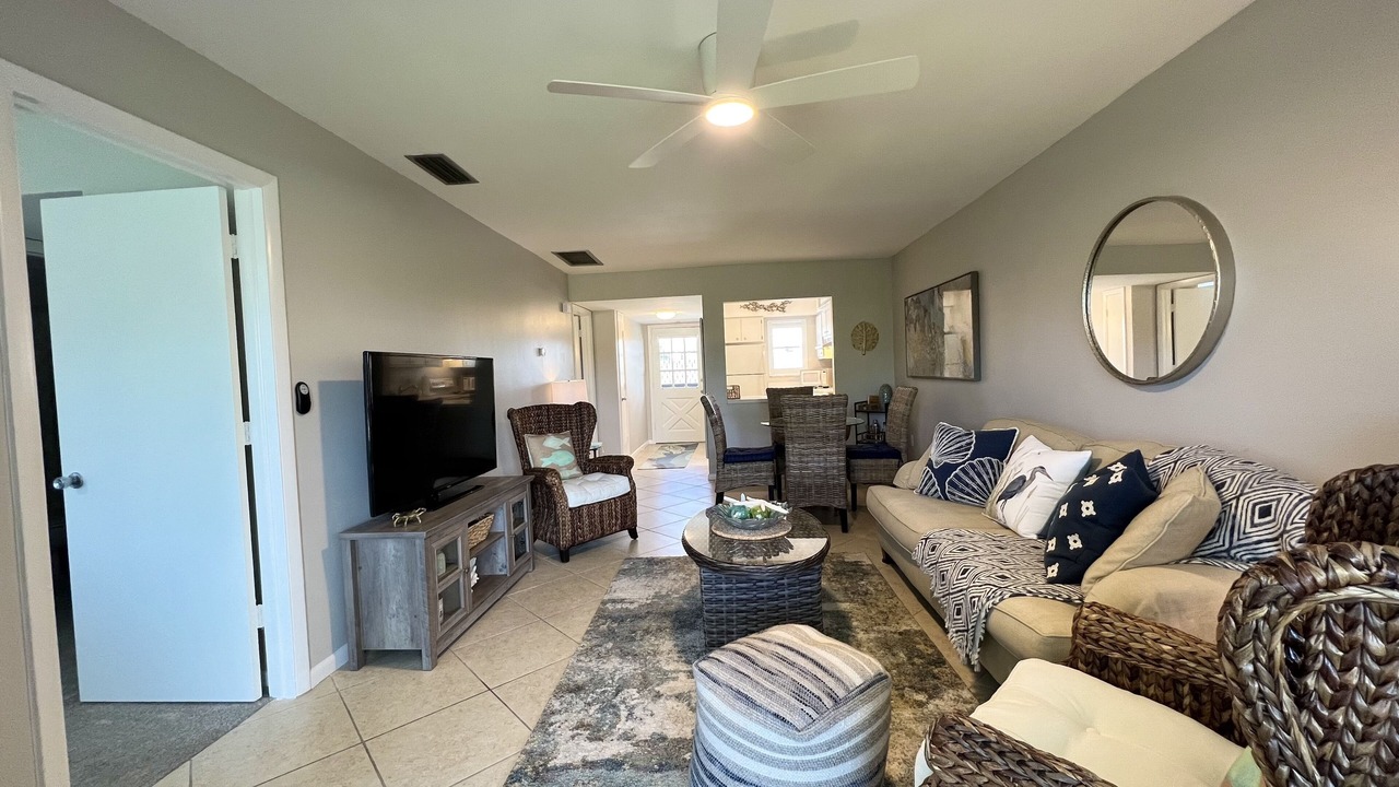 Photo of Livingroom in Moorings
