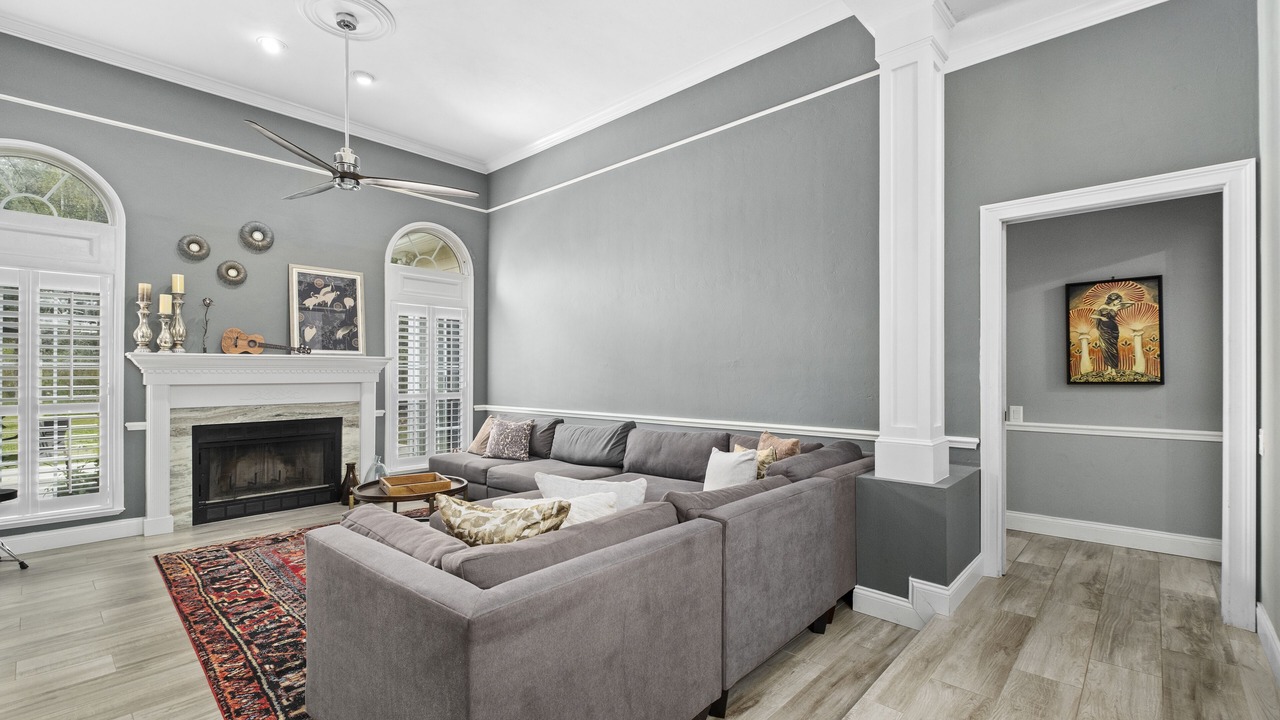 Photo of Livingroom in Gainesville