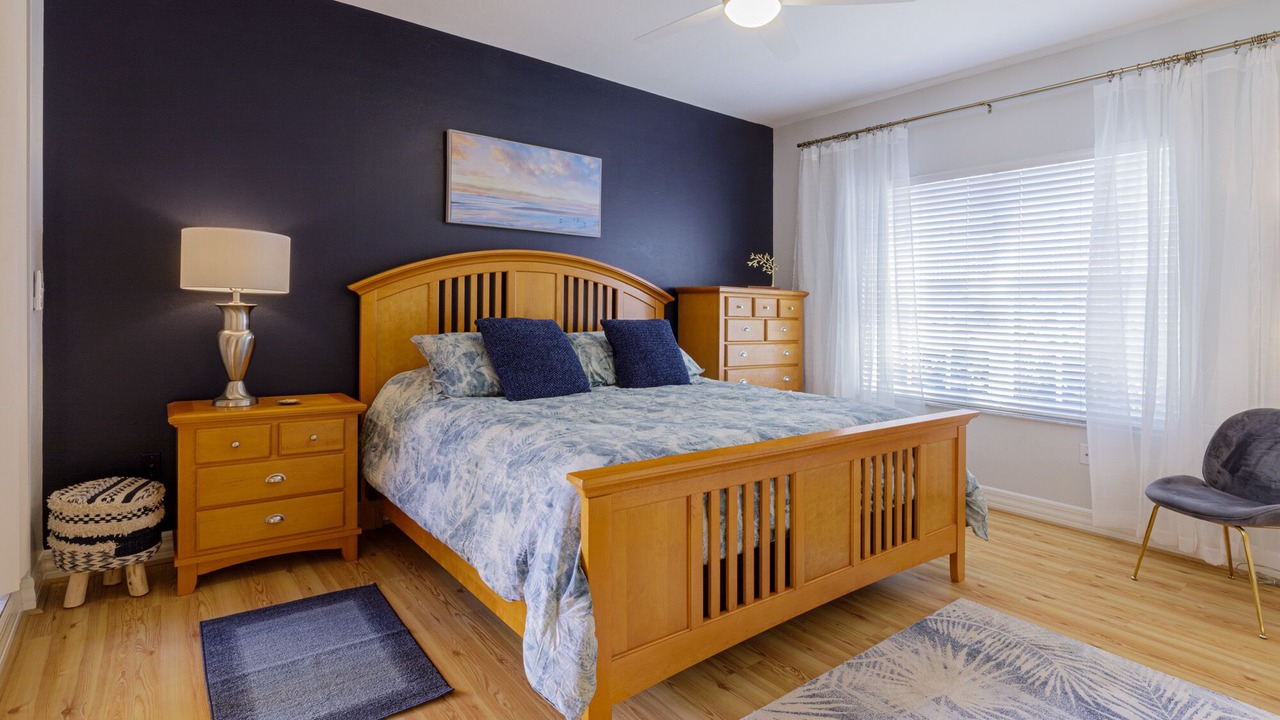 Photo of Bedroom in Redevelopment Area