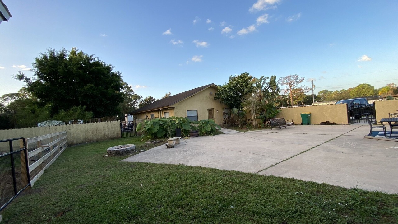 Photo of Outdoor in Tropic