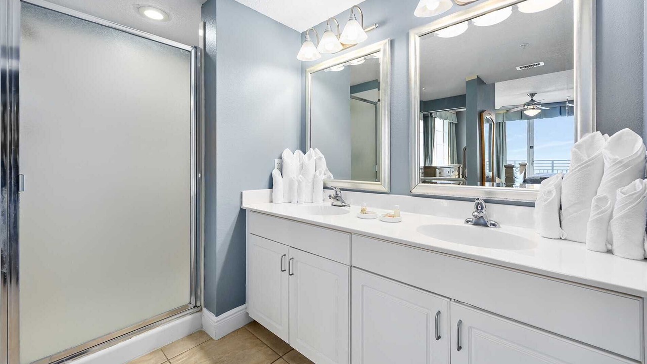 Photo of Bathroom in Brush - Stewarts