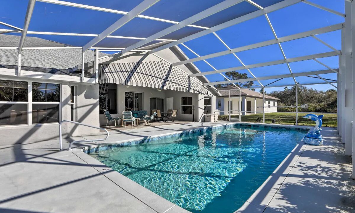 Photo of Outdoor in Sun 'N Lake