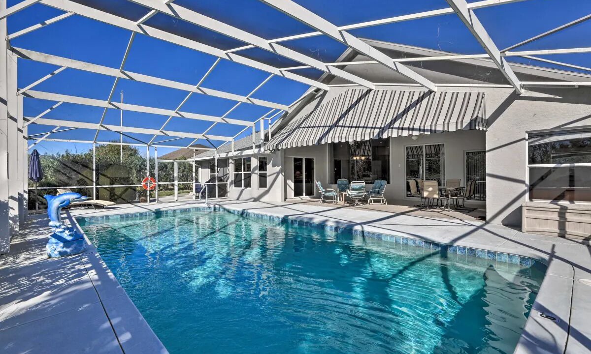 Photo of Outdoor in Sun 'N Lake