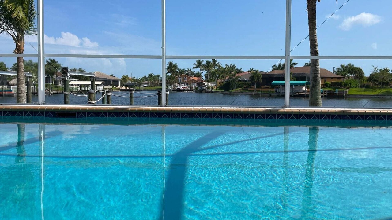 Photo of Outdoor in Pelican