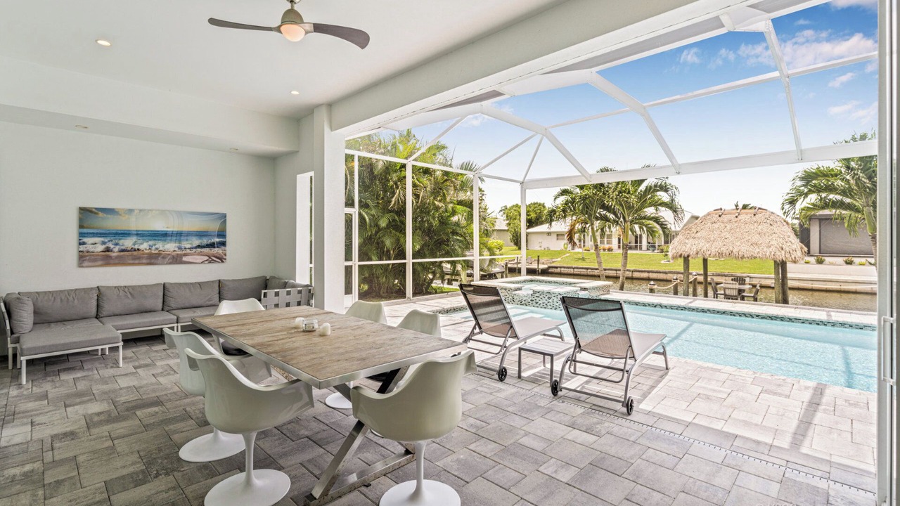 Photo of Outdoor in Pelican
