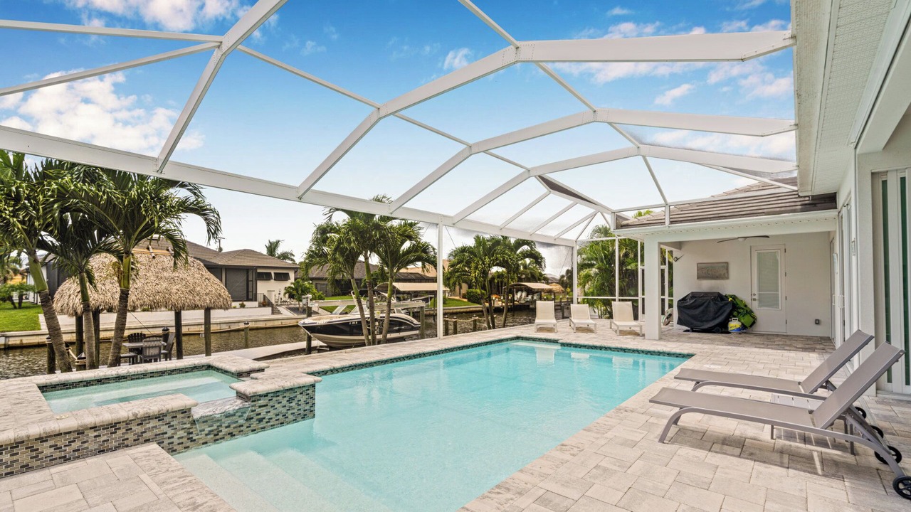 Photo of Outdoor in Pelican