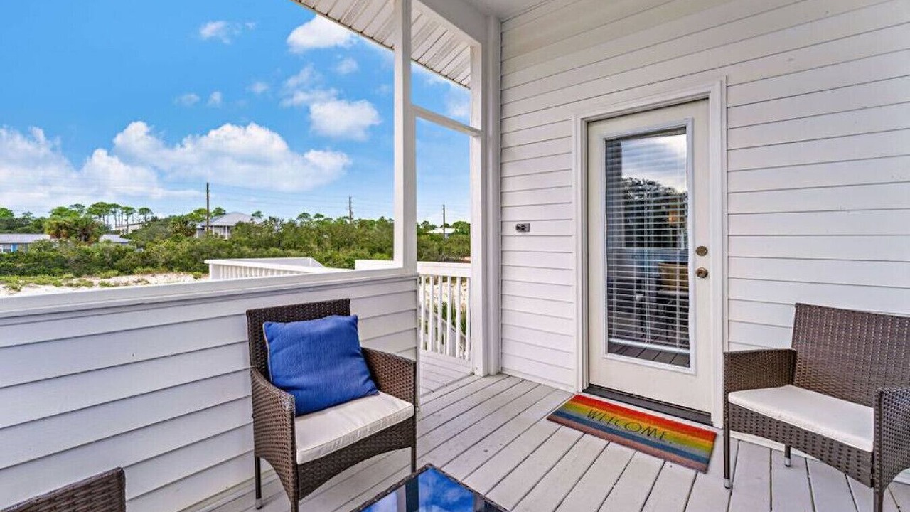 Photo of Patio Balcony in East End