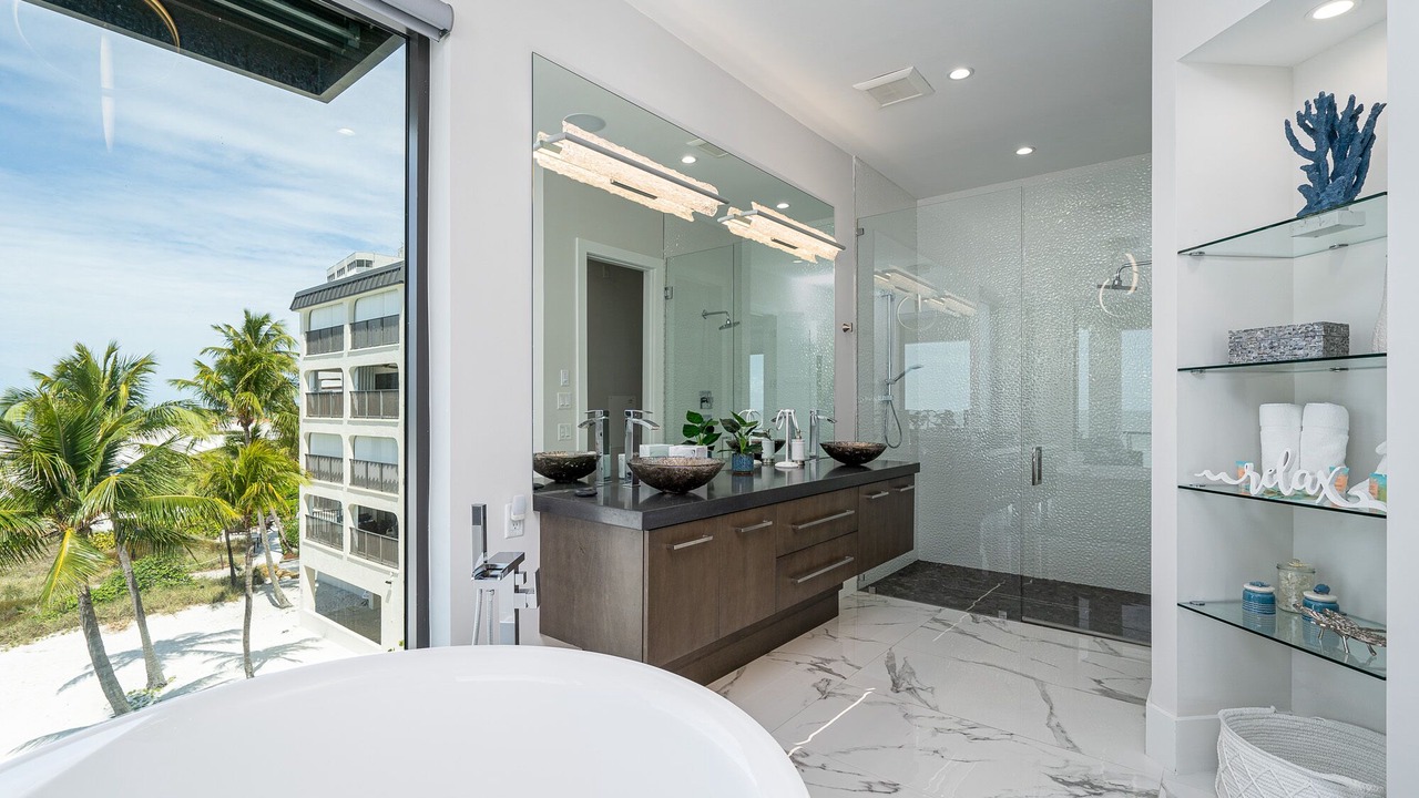 Photo of Bathroom in Fort Myers Beach