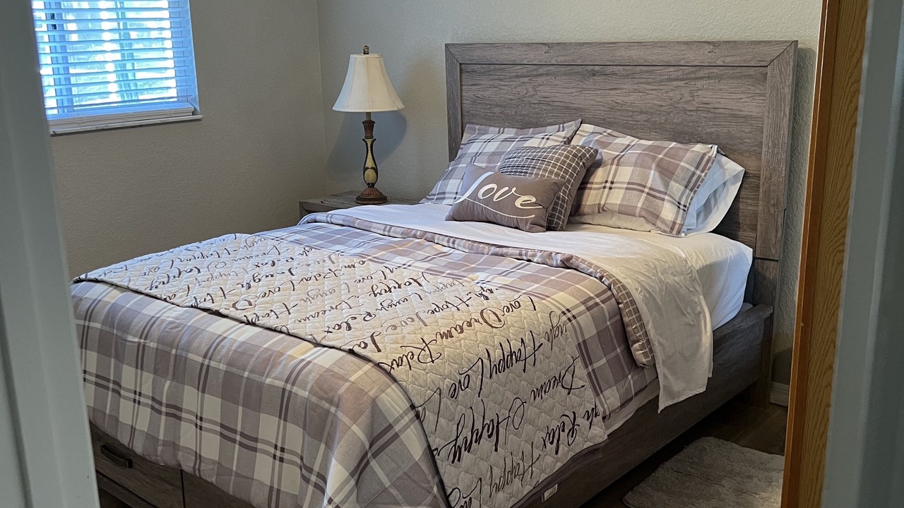 Photo of Bedroom in Fellowship