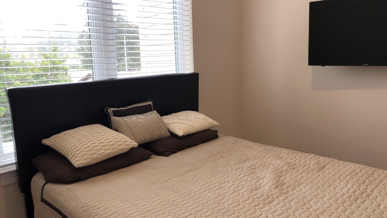 Photo of Bedroom in Tallahassee