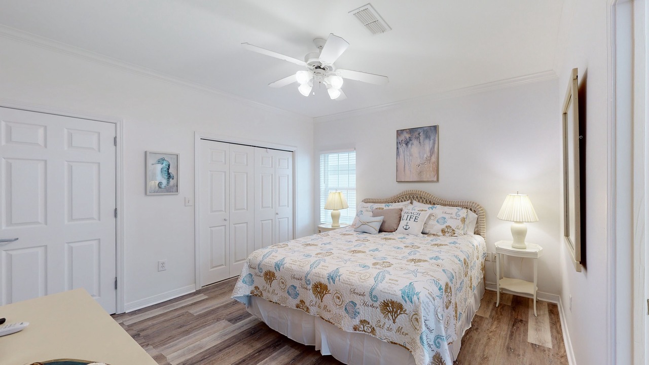 Photo of Bedroom in Dauphin Island