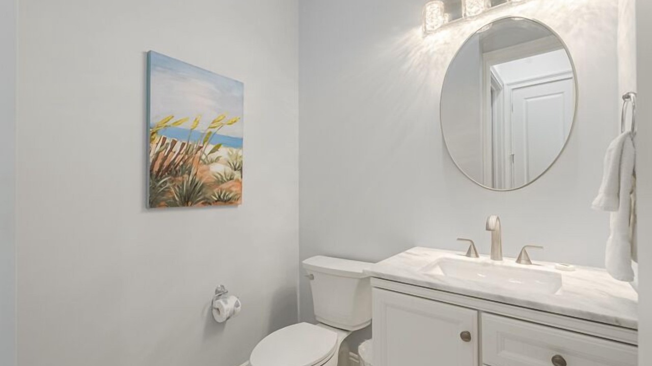 Photo of Bathroom in Navarre Beach