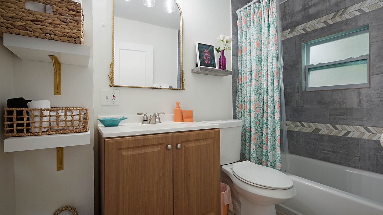 Photo of Bathroom in Mango Groves