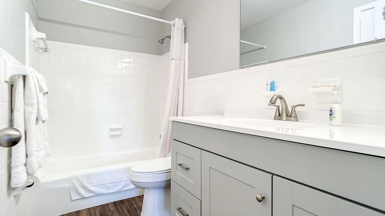Photo of Bathroom in Deltona Lakes