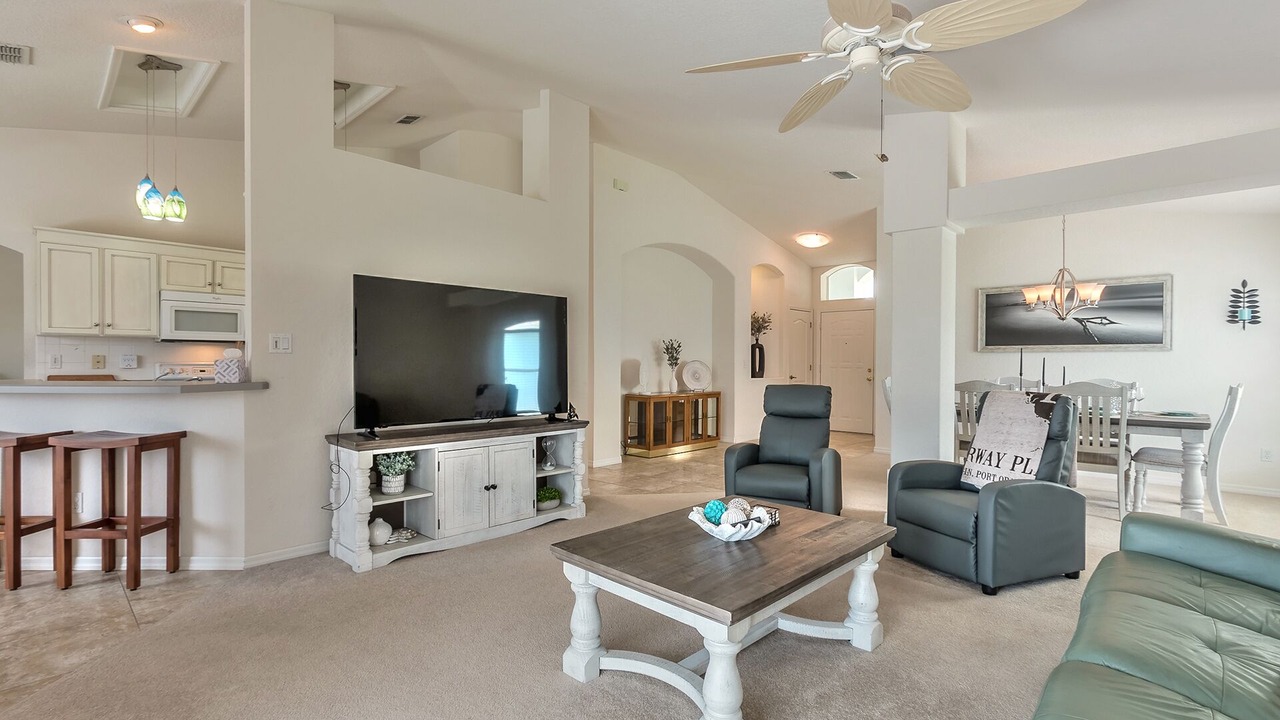 Photo of Bedroom in Samsula-Spruce Creek