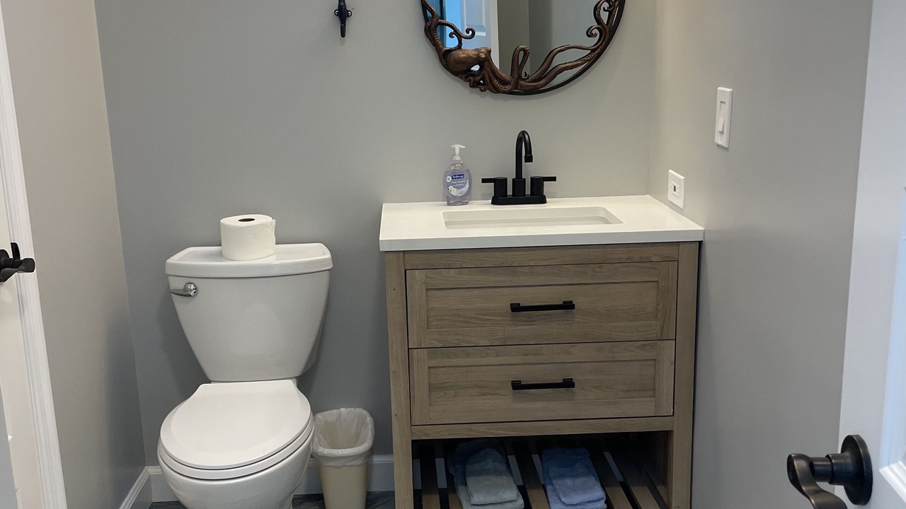 Photo of Bathroom in Safety Harbor Club