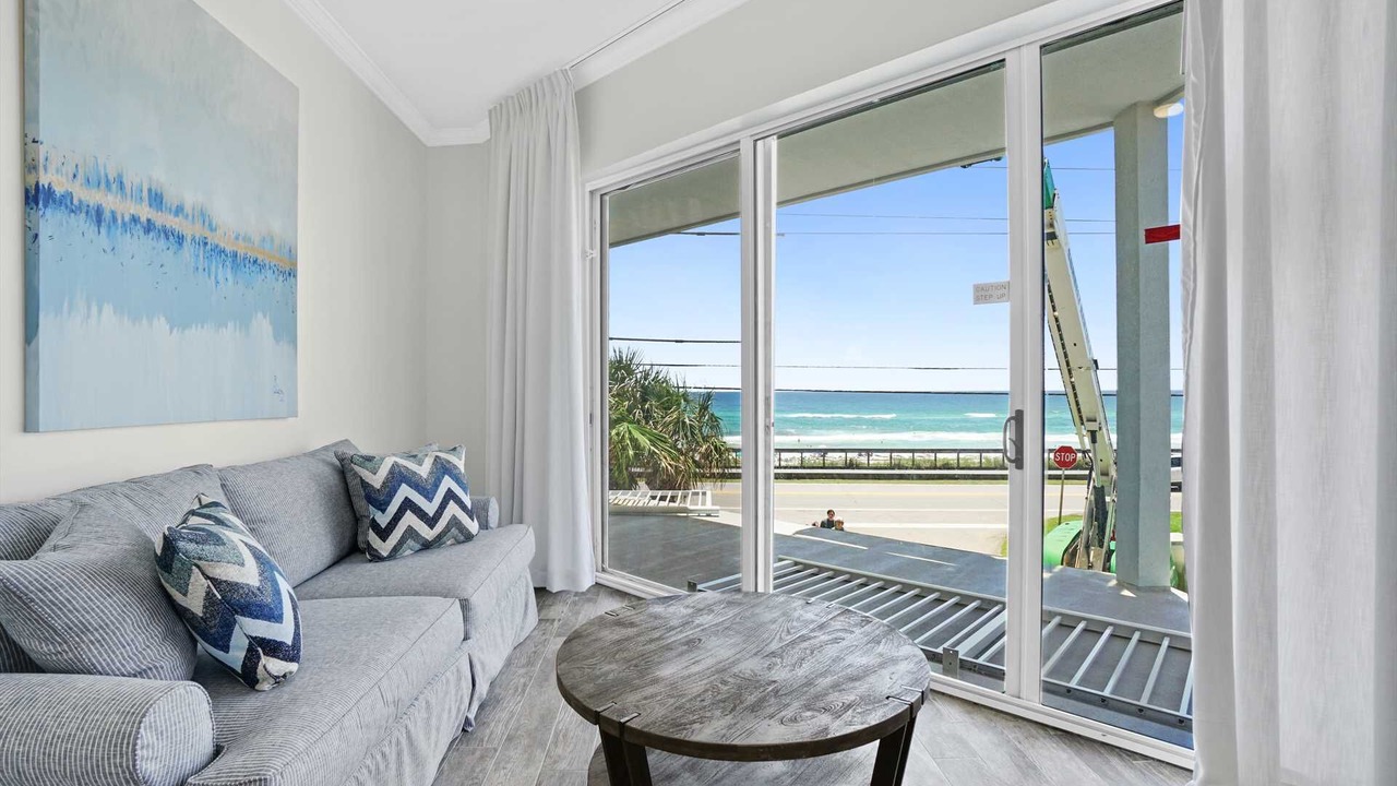 Photo of Livingroom in Avalon Beach Estates
