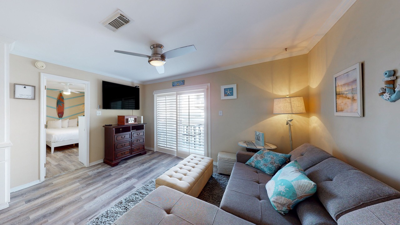 Photo of Livingroom in Fort Walton Beach