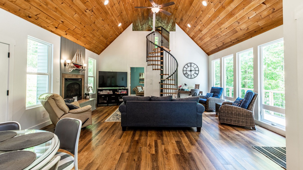 Photo of Livingroom in Rocky Top
