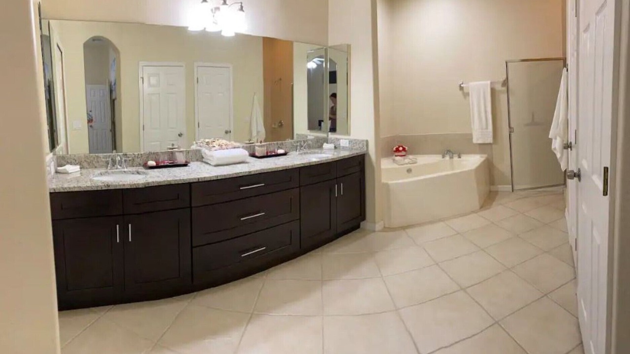 Photo of Bathroom in South Gulf Cove
