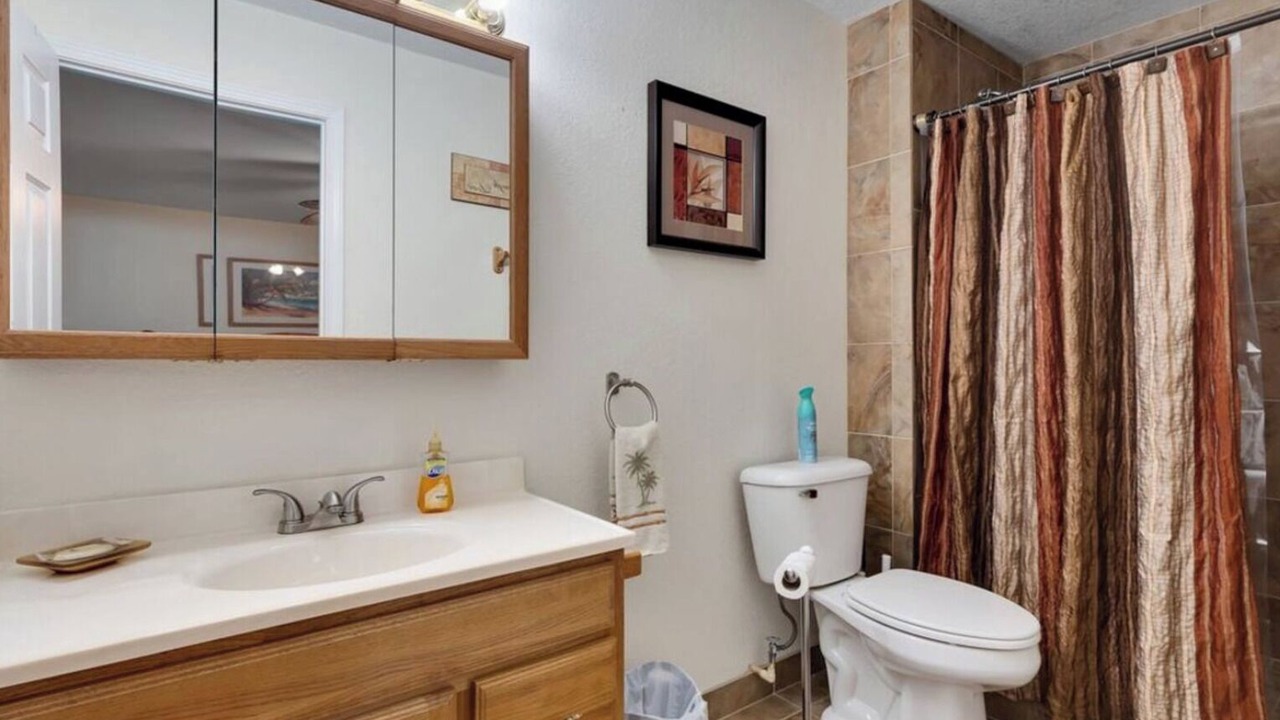 Photo of Bathroom in Steinhatchee