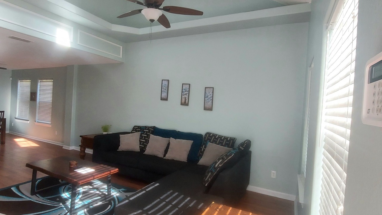 Photo of Livingroom in Tallahassee