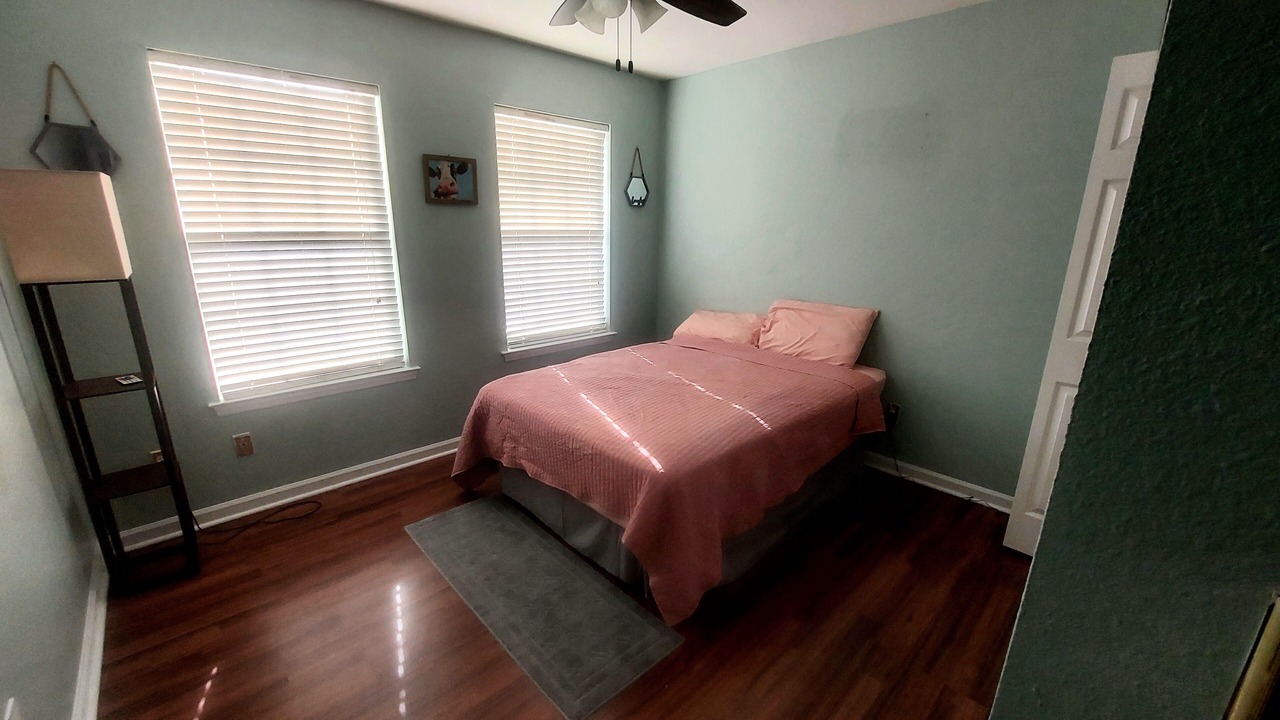 Photo of Bedroom in Tallahassee
