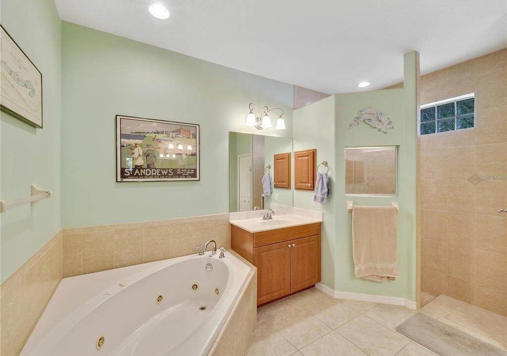 Photo of Bathroom in Rotonda Lakes