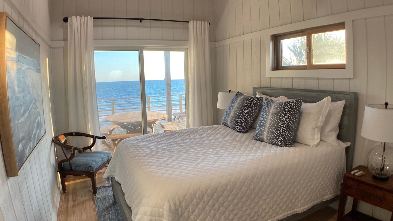 Photo of Bedroom in Alligator Point