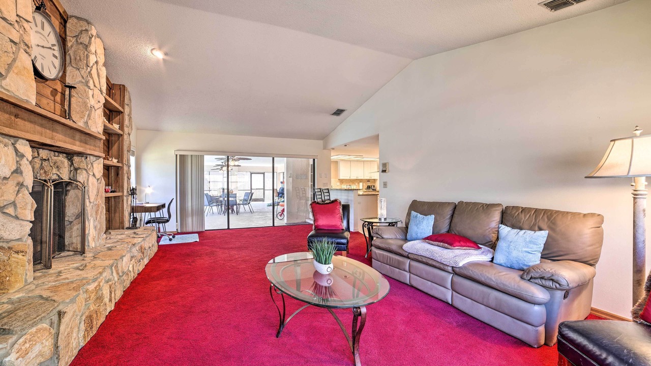 Photo of Livingroom in Greater Northdale