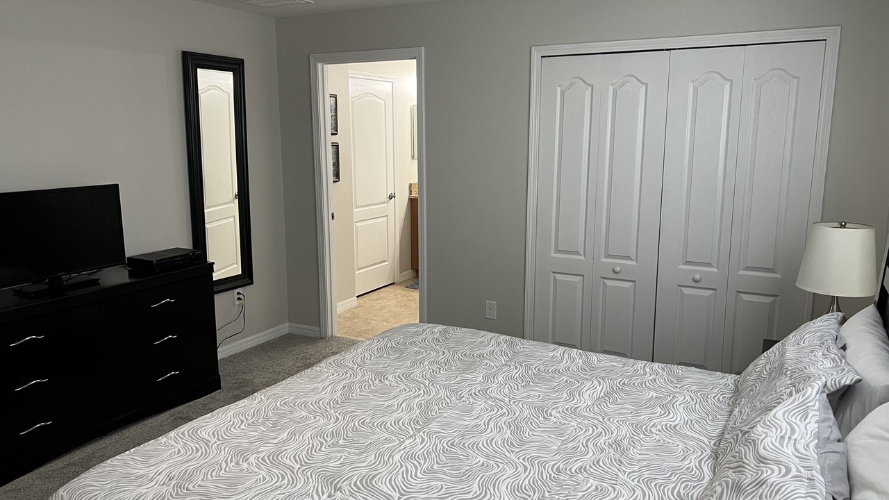 Photo of Bedroom in Lindfields