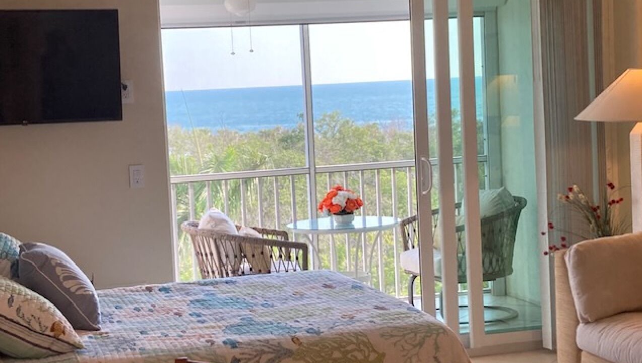 Photo of Bedroom in Vanderbilt Beach