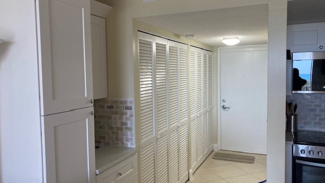 Photo of Kitchen in Vanderbilt Beach