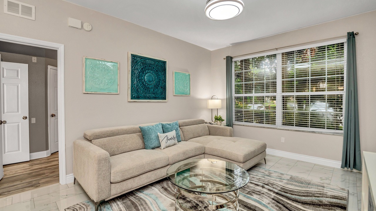 Photo of Livingroom in Windsor Hills