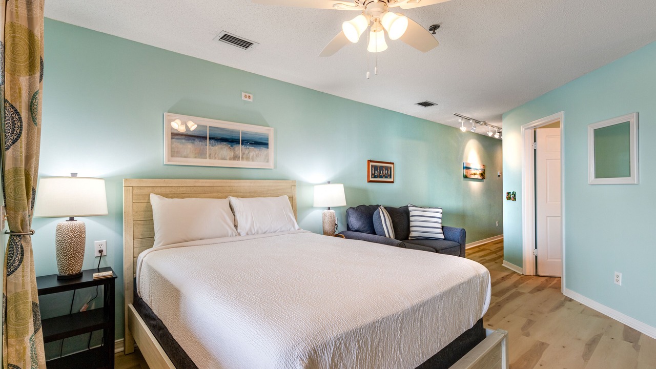 Photo of Bedroom in Gulf Lagoon Beach