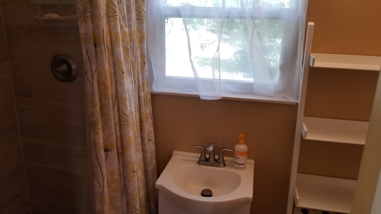 Photo of Bathroom in Melrose