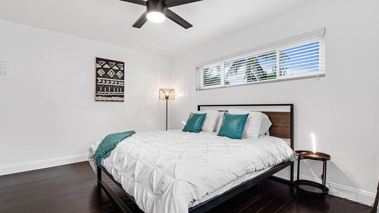 Photo of Bedroom in Sunset