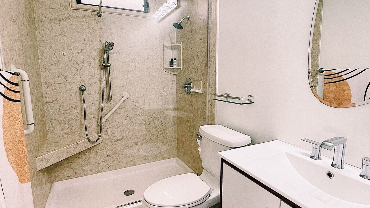 Photo of Bathroom in Indian River Estates