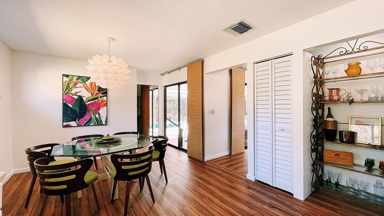 Photo of Bedroom in Indian River Estates