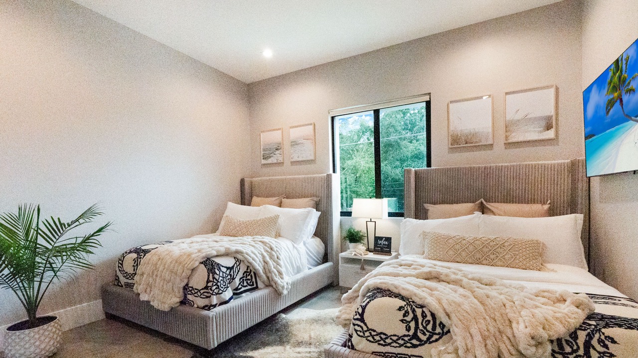 Photo of Bedroom in Southwest Coconut Grove