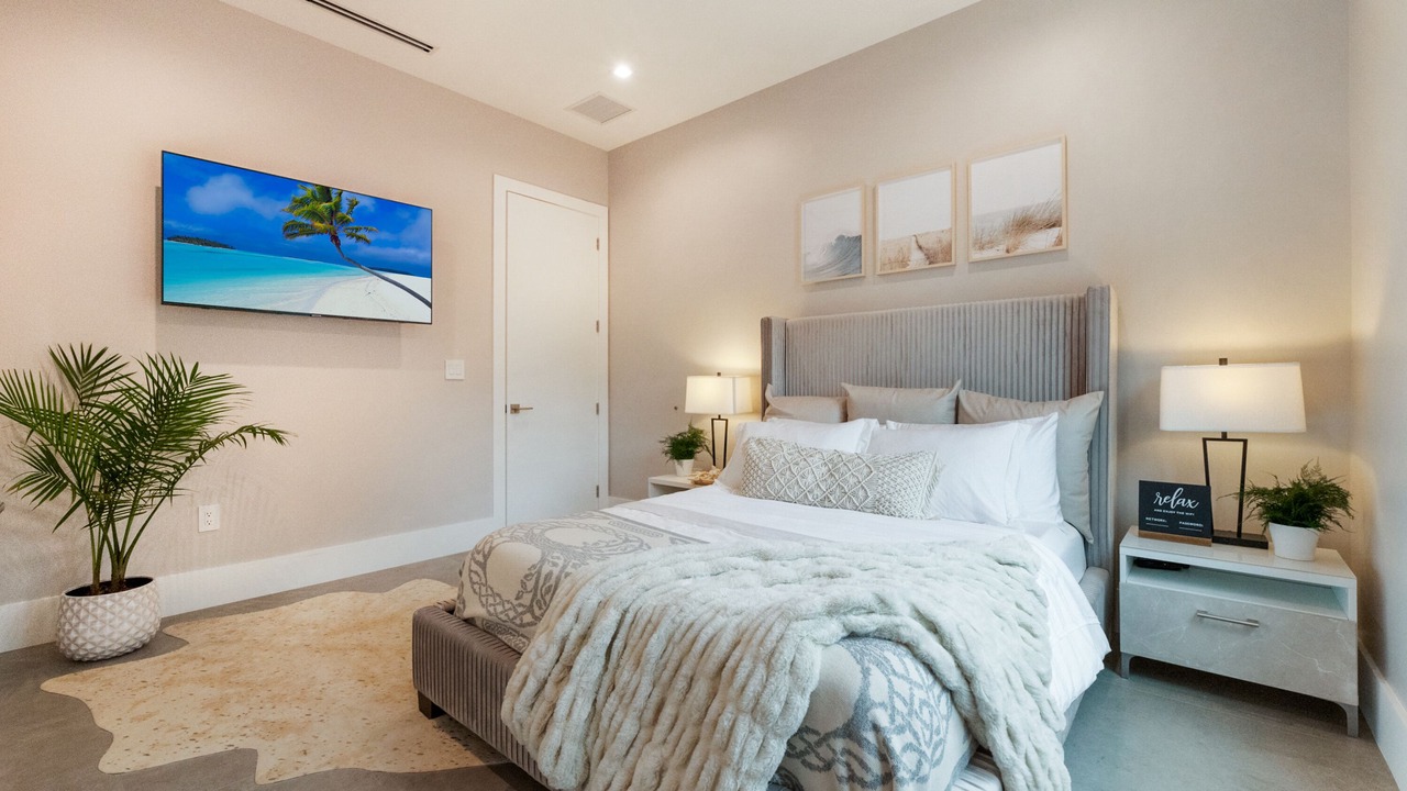 Photo of Bedroom in Southwest Coconut Grove