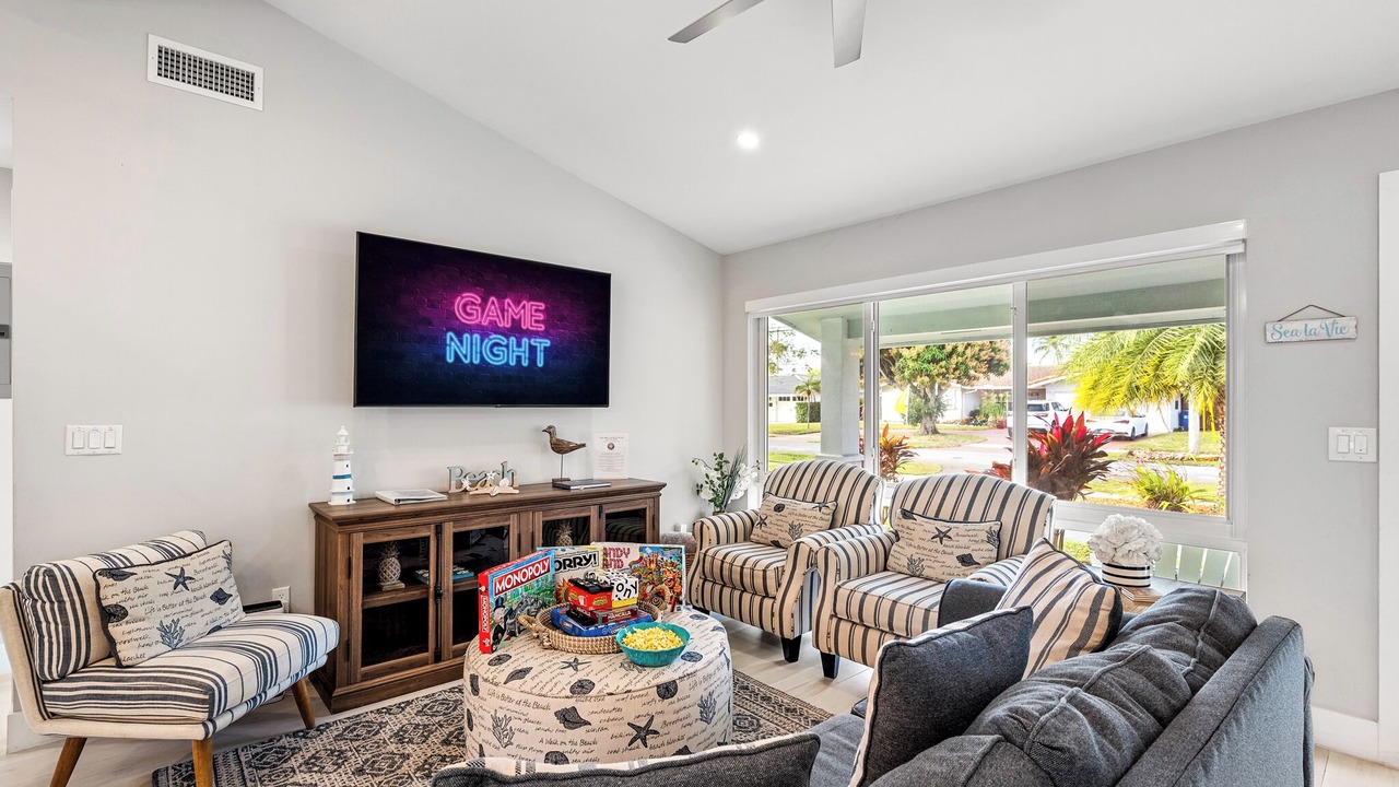 Photo of Livingroom in Garden Isles
