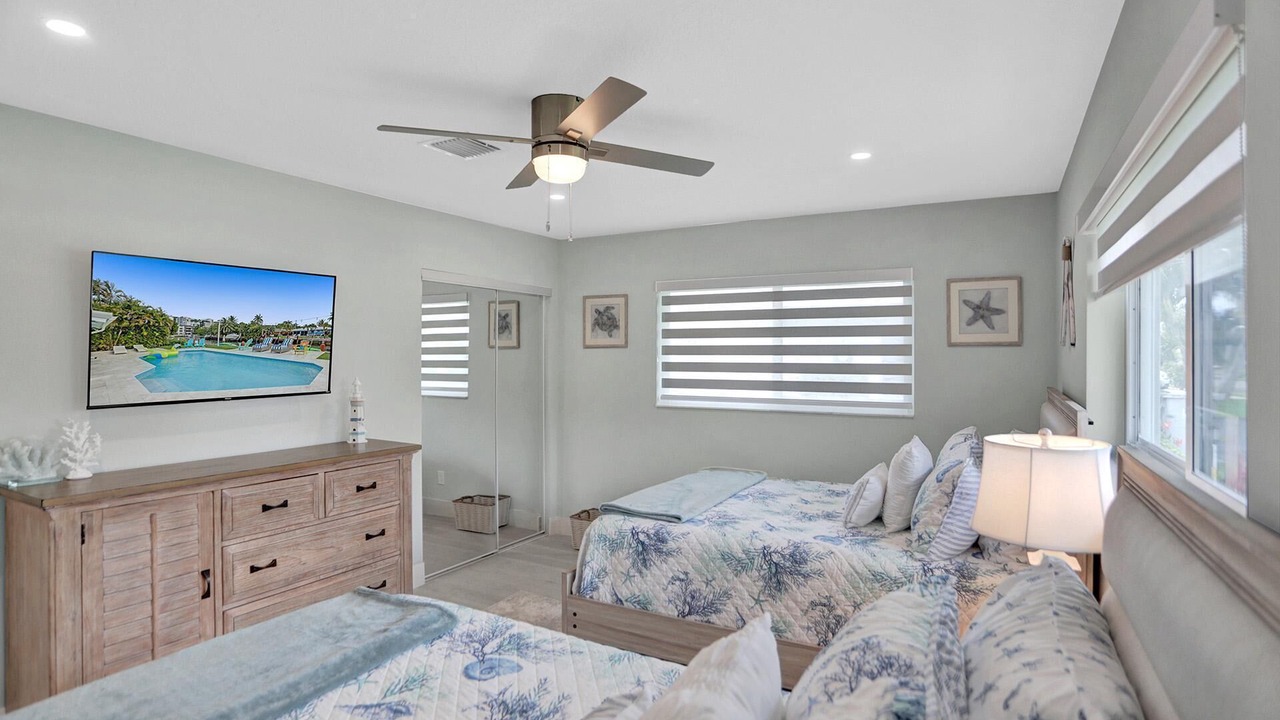 Photo of Bedroom in Garden Isles