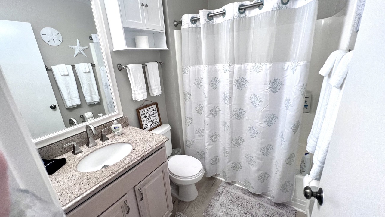 Photo of Bathroom in Harbour Town