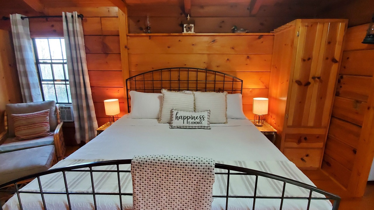 Photo of Bedroom in Ellijay