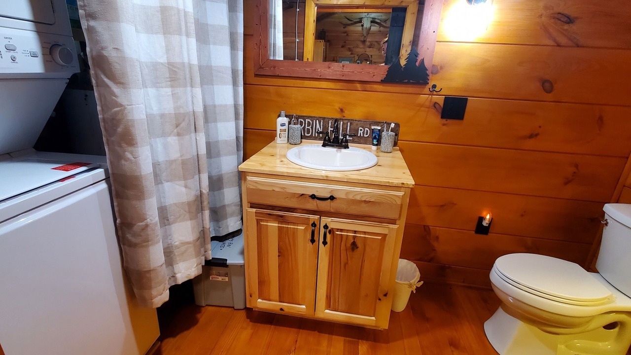 Photo of Bathroom in Ellijay