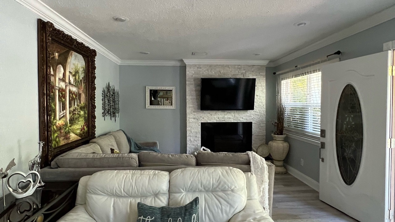 Photo of Livingroom in Ozona