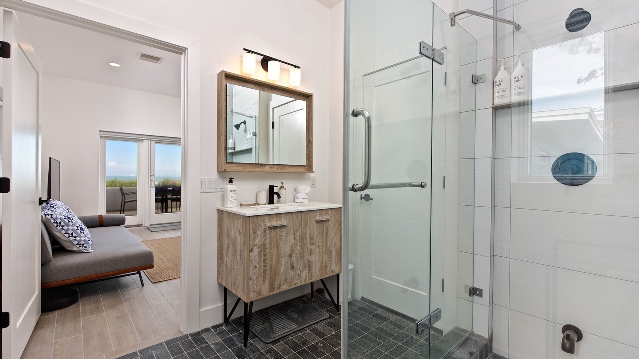 Photo of Bathroom in Rossers